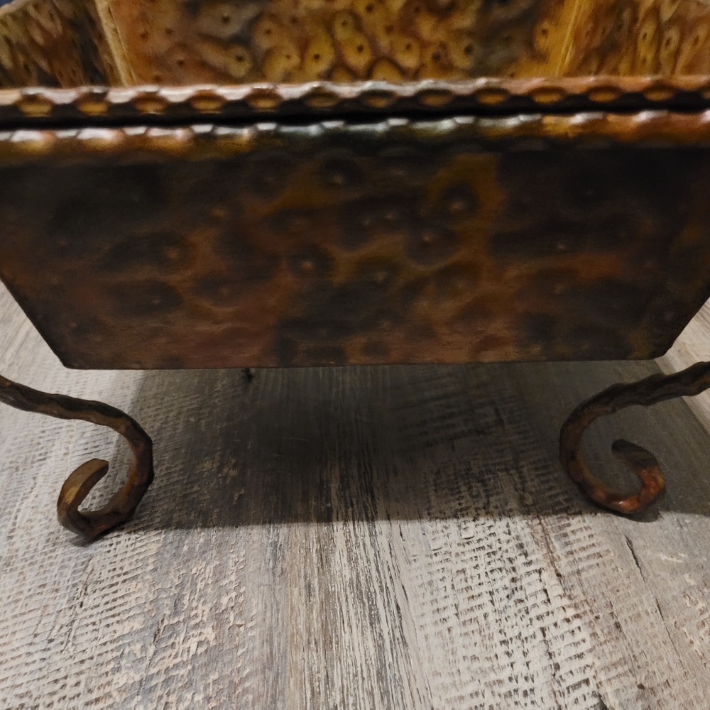 2 PC Rustic Metal Square Deco Bowl.